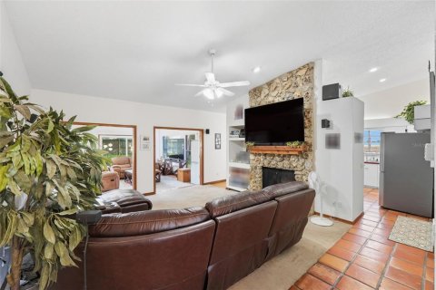 Casa en venta en Apopka, Florida, 3 dormitorios, 168.62 m2 № 1913385 - foto 17