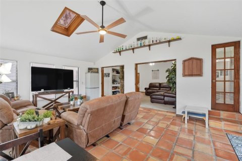 Casa en venta en Apopka, Florida, 3 dormitorios, 168.62 m2 № 1913385 - foto 18