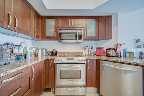 Купить кондоминиум в Авентура, Флорида 2 спальни, 122.63м2, № 1978769 - фото 17