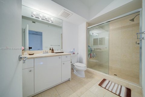 Купить кондоминиум в Авентура, Флорида 2 спальни, 122.63м2, № 1978769 - фото 29