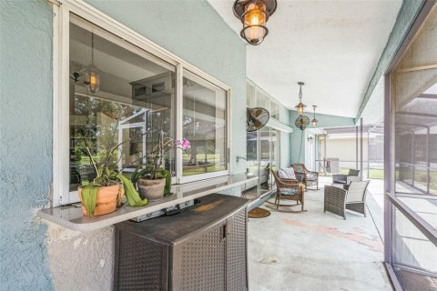 House in Sun City Center, Florida 3 bedrooms, 170.75 sq.m. № 1800111 - photo 29