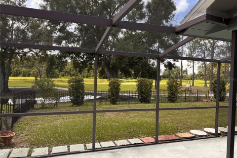 House in Sun City Center, Florida 3 bedrooms, 170.75 sq.m. № 1800111 - photo 5