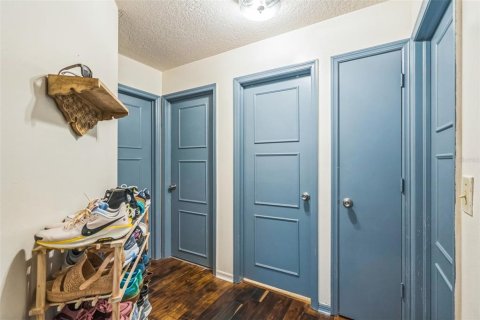House in Sun City Center, Florida 3 bedrooms, 170.75 sq.m. № 1800111 - photo 18