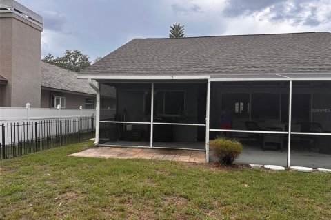 House in Sun City Center, Florida 3 bedrooms, 170.75 sq.m. № 1800111 - photo 4