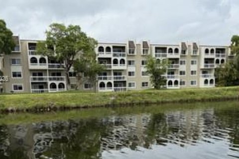 Condominio en Miami, Florida, 1 dormitorio № 2253983