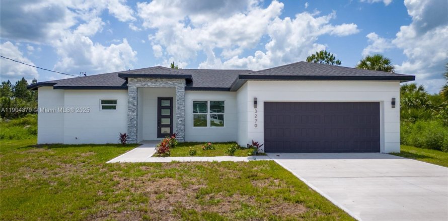 Villa ou maison à Palm Bay, Floride 4 chambres № 2035399