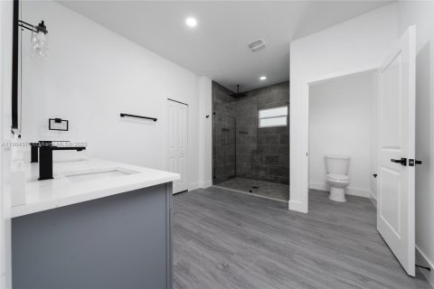 Villa ou maison à vendre à Palm Bay, Floride: 4 chambres № 2035399 - photo 21