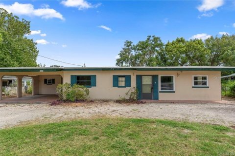 House in Inverness, Florida 2 bedrooms, 90.3 sq.m. № 1845353 - photo 1
