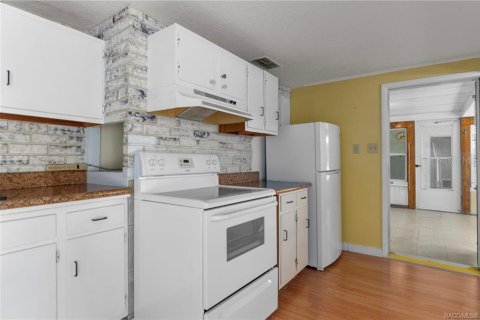 House in Inverness, Florida 2 bedrooms, 90.3 sq.m. № 1845353 - photo 24