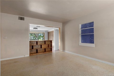 House in Inverness, Florida 2 bedrooms, 90.3 sq.m. № 1845353 - photo 3