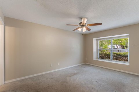 Villa ou maison à vendre à Orange City, Floride: 3 chambres, 141.95 m2 № 1683121 - photo 15