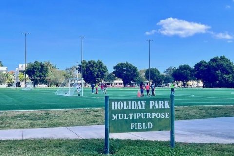 Touwnhouse à louer à Fort Lauderdale, Floride: 3 chambres, 220.74 m2 № 2031431 - photo 16