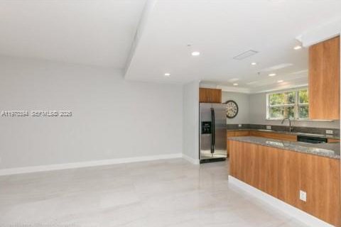 Touwnhouse à louer à Fort Lauderdale, Floride: 3 chambres, 220.74 m2 № 2031431 - photo 3