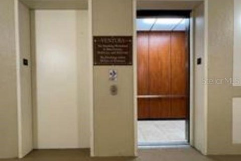 Снять в аренду кондоминиум в Орландо, Флорида 6 комнат, 134.43м2, № 1840078 - фото 2