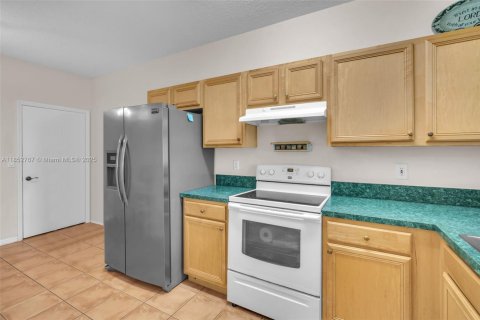 Casa en venta en Deerfield Beach, Florida, 3 dormitorios № 1865782 - foto 17