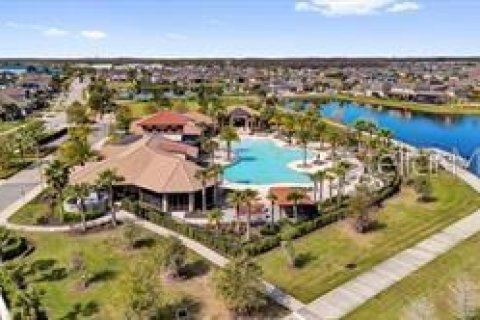 Villa ou maison à vendre à Kissimmee, Floride: 4 chambres, 201.6 m2 № 1718518 - photo 29