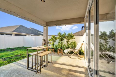 Villa ou maison à vendre à Kissimmee, Floride: 4 chambres, 201.6 m2 № 1718518 - photo 18