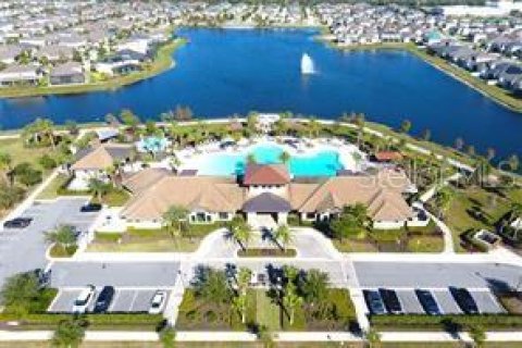 Villa ou maison à vendre à Kissimmee, Floride: 4 chambres, 201.6 m2 № 1718518 - photo 26