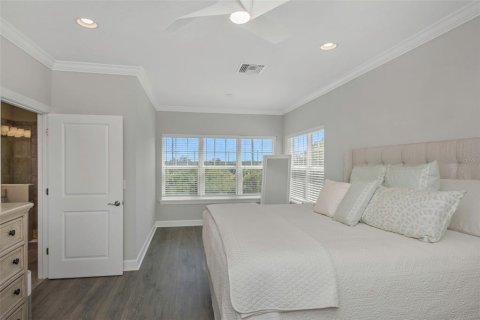 Townhouse in Tampa, Florida 3 bedrooms, 193.24 sq.m. № 2239402 - photo 22