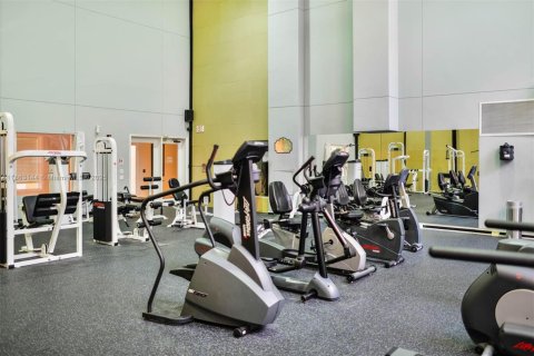 Condo in Sunny Isles Beach, Florida, 2 bedrooms  № 1890341 - photo 23