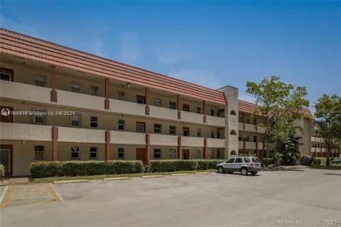 Купить кондоминиум в Санрайз, Флорида 2 спальни, 78.97м2, № 1797710 - фото 13