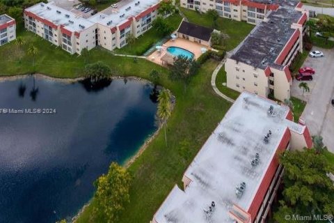 Купить кондоминиум в Санрайз, Флорида 2 спальни, 78.97м2, № 1797710 - фото 16