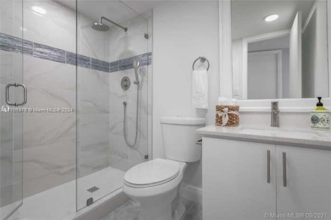 Купить кондоминиум в Санрайз, Флорида 2 спальни, 78.97м2, № 1797710 - фото 6