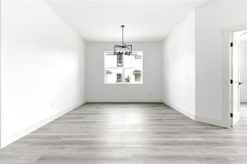 House in Tampa, Florida 4 bedrooms, 190.54 sq.m. № 2110792 - photo 12