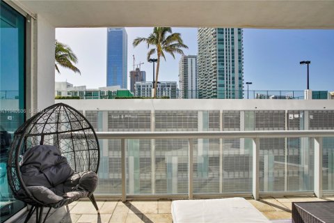 Condominio en alquiler en Miami, Florida, 2 dormitorios, 93.55 m2 № 1997732 - foto 30