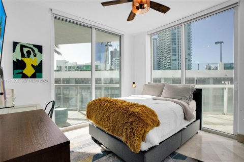 Condominio en alquiler en Miami, Florida, 2 dormitorios, 93.55 m2 № 1997732 - foto 14