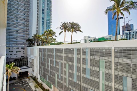 Condominio en alquiler en Miami, Florida, 2 dormitorios, 93.55 m2 № 1997732 - foto 29