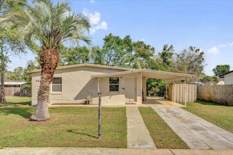 Villa ou maison à vendre à Deltona, Floride: 3 chambres, 79.25 m2 № 1565035 - photo 1
