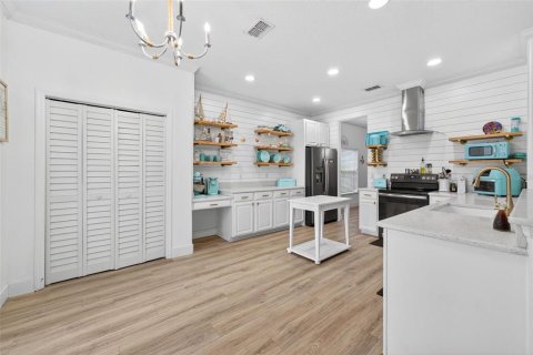 Villa ou maison à vendre à Mount Dora, Floride: 6 chambres, 325.07 m2 № 2167579 - photo 6