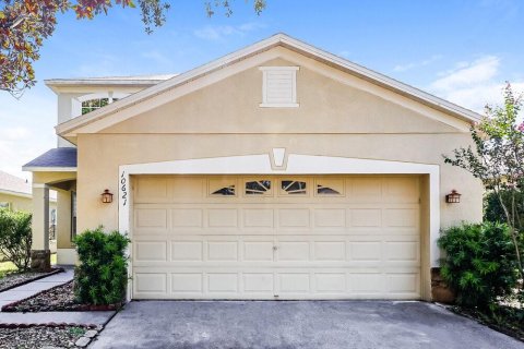 House in Riverview, Florida 4 bedrooms, 162.95 sq.m. № 2364344