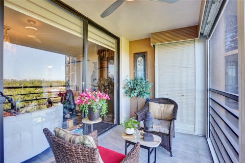 Condo in Pembroke Pines, Florida, 2 bedrooms  № 1861378 - photo 20