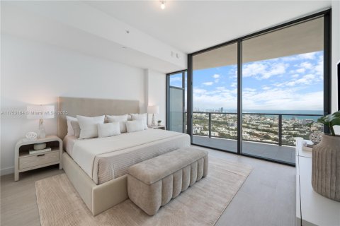 Condo in Miami Beach, Florida, 2 bedrooms  № 1729032 - photo 21