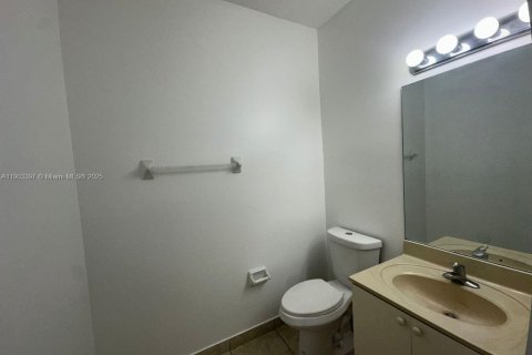 Adosado en alquiler en Homestead, Florida, 3 dormitorios, 140.19 m2 № 1954393 - foto 6