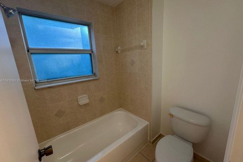 Adosado en alquiler en Homestead, Florida, 3 dormitorios, 140.19 m2 № 1954393 - foto 10