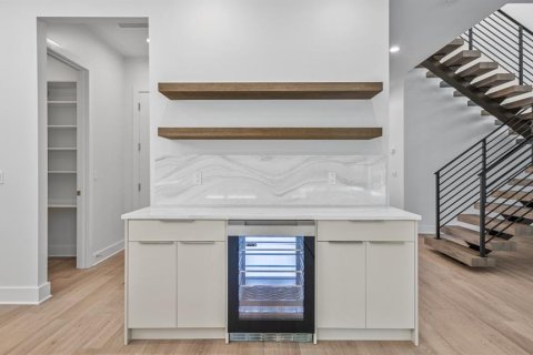 Casa en venta en Tampa, Florida, 5 dormitorios, 301 m2 № 1337218 - foto 22