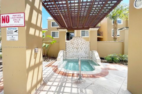Condominio en venta en Tamarac, Florida, 1 dormitorio, 64.2 m2 № 1954247 - foto 22