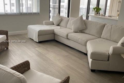 Condominio en alquiler en Hollywood, Florida, 2 dormitorios, 125.42 m2 № 2047816 - foto 28