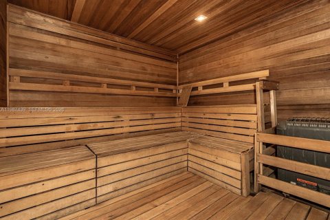 Condominio en alquiler en Hollywood, Florida, 2 dormitorios, 125.42 m2 № 2047816 - foto 11