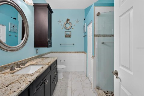 House in Tampa, Florida 3 bedrooms, 208.94 sq.m. № 2273231 - photo 26