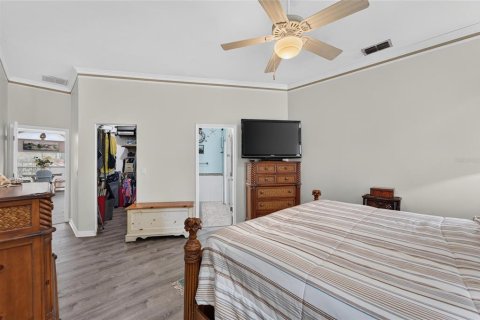 House in Tampa, Florida 3 bedrooms, 208.94 sq.m. № 2273231 - photo 24