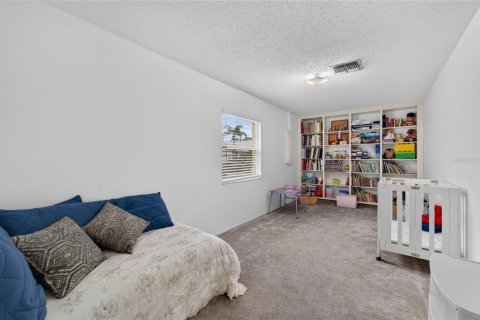 House in Tampa, Florida 3 bedrooms, 208.94 sq.m. № 2273231 - photo 30