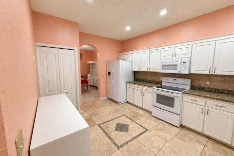 House in Lakeland, Florida 3 bedrooms, 189.15 sq.m. № 2431186 - photo 27
