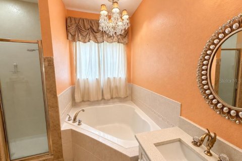 House in Lakeland, Florida 3 bedrooms, 189.15 sq.m. № 2431186 - photo 24