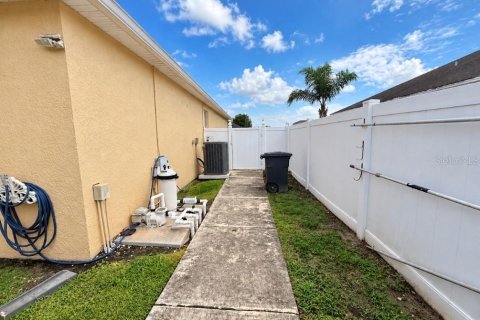 House in Lakeland, Florida 3 bedrooms, 189.15 sq.m. № 2431186 - photo 28