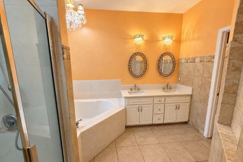 House in Lakeland, Florida 3 bedrooms, 189.15 sq.m. № 2431186 - photo 23
