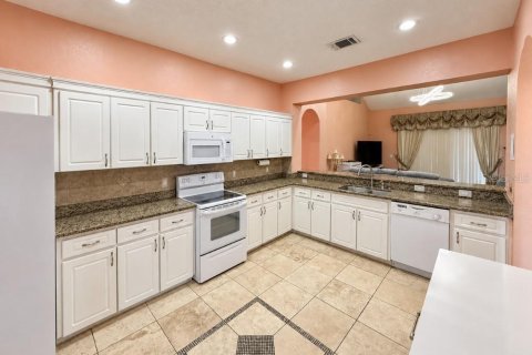 House in Lakeland, Florida 3 bedrooms, 189.15 sq.m. № 2431186 - photo 3
